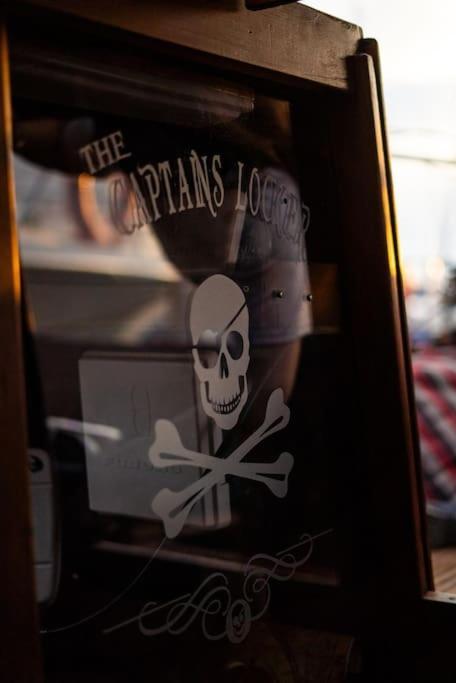 The Captains Locker - 30Ft Yacht San Miguel de Abona Extérieur photo