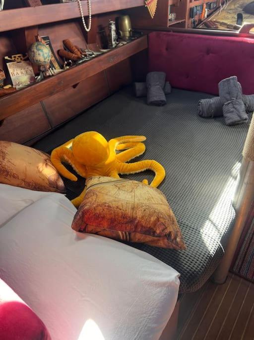 The Captains Locker - 30Ft Yacht San Miguel de Abona Extérieur photo
