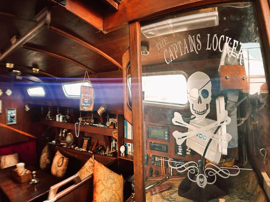 The Captains Locker - 30Ft Yacht San Miguel de Abona Extérieur photo